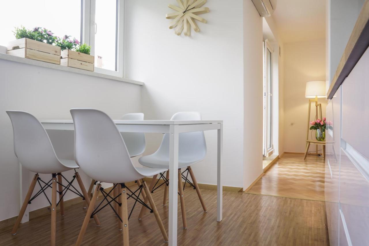 Bright Apartment Ljubljana Extérieur photo